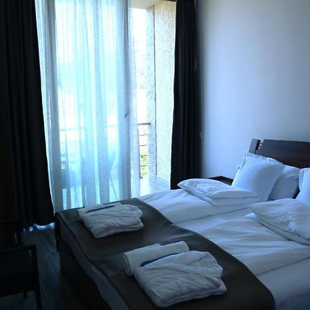 Hotel Lazi 科布列季 外观 照片