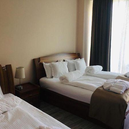 Hotel Lazi 科布列季 外观 照片