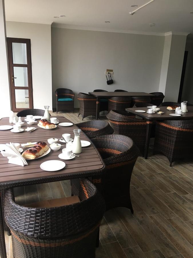 Hotel Lazi 科布列季 外观 照片