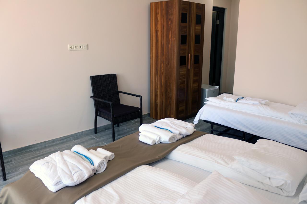 Hotel Lazi 科布列季 外观 照片