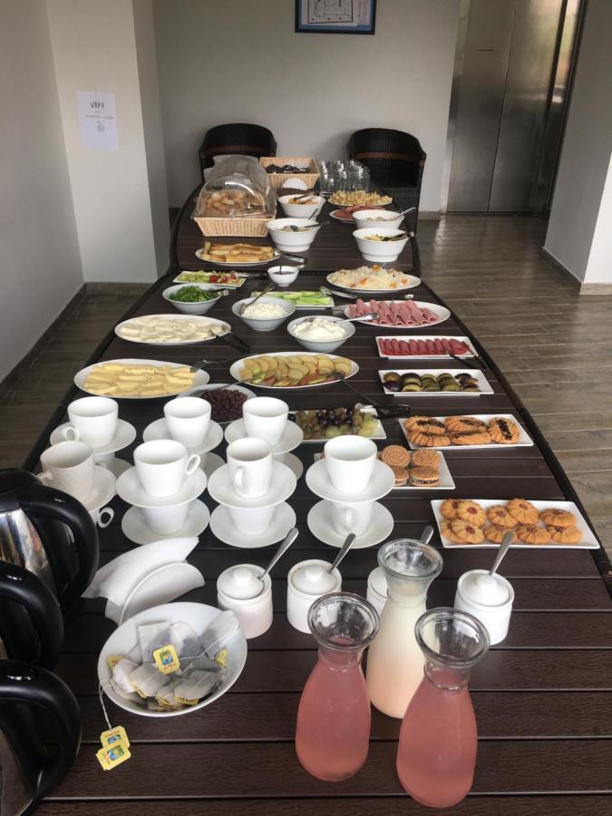 Hotel Lazi 科布列季 外观 照片