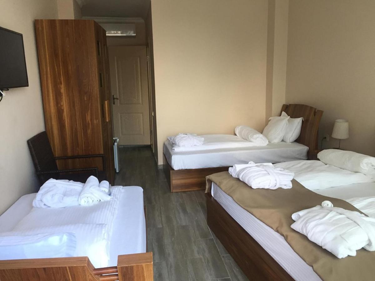 Hotel Lazi 科布列季 外观 照片