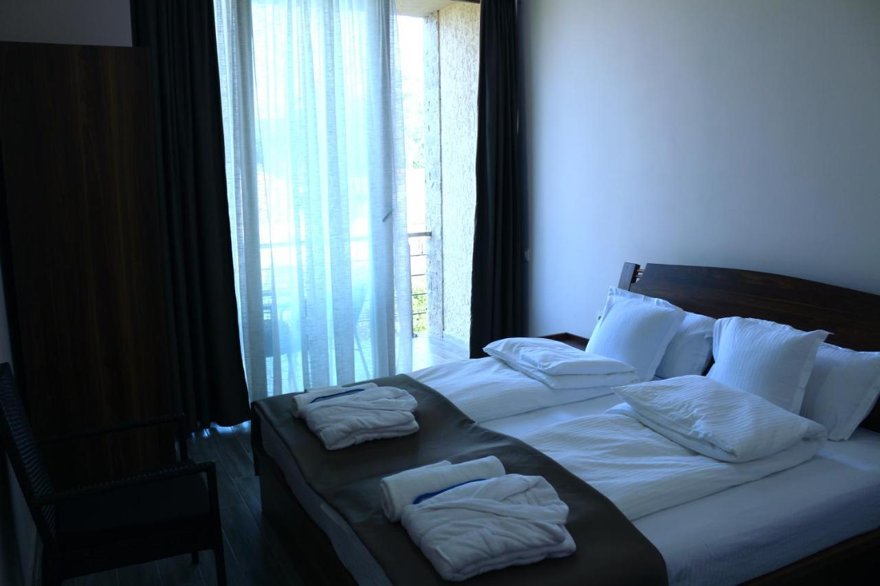 Hotel Lazi 科布列季 外观 照片