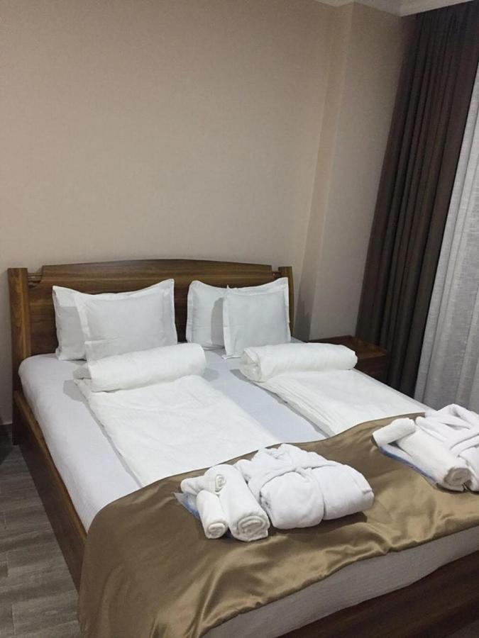 Hotel Lazi 科布列季 外观 照片